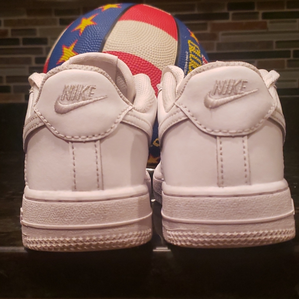 AIR FORCE - Picture 4 of 14